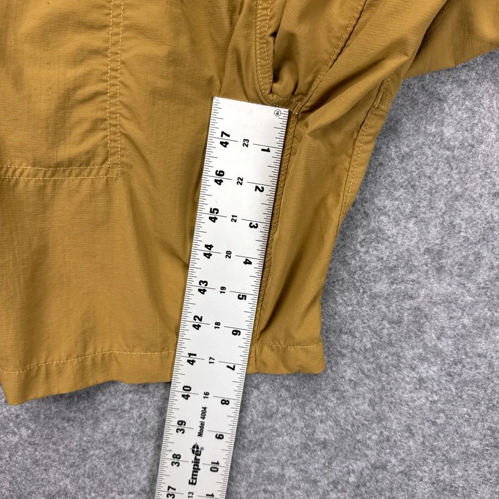 The North Face Shorts XL Mustard Yellow FlashDry Nylon Hiking Athletic Mens 6in